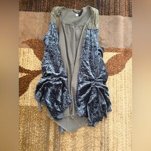 gimmicks by BKE velvet ruched gray vest